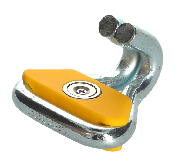 Ratchet Strap Magnet Application Aid