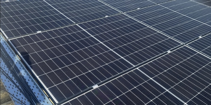 Solar panels installed at Arinsdale's Grangemouth facility